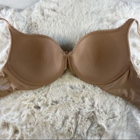 Victoria’s Secret Body By Victoria Padded Perfect Coverage Beige Sz 32DD - Picture 4 of 7